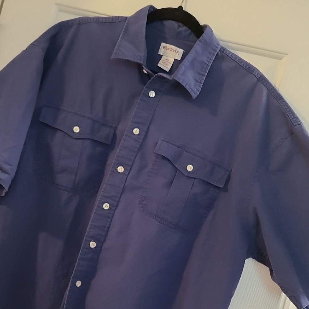 Blue Casual Button Down Short Sleeve Shirt with Classic Design